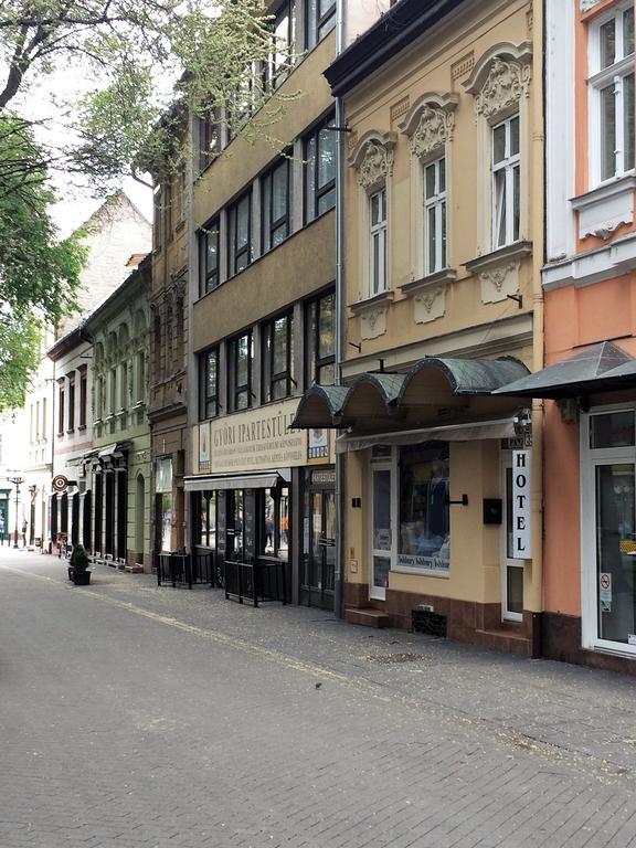 Apartament Kuckó Panzió Győr Zewnętrze zdjęcie